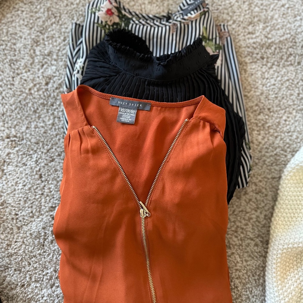 Ladies shirts/tops